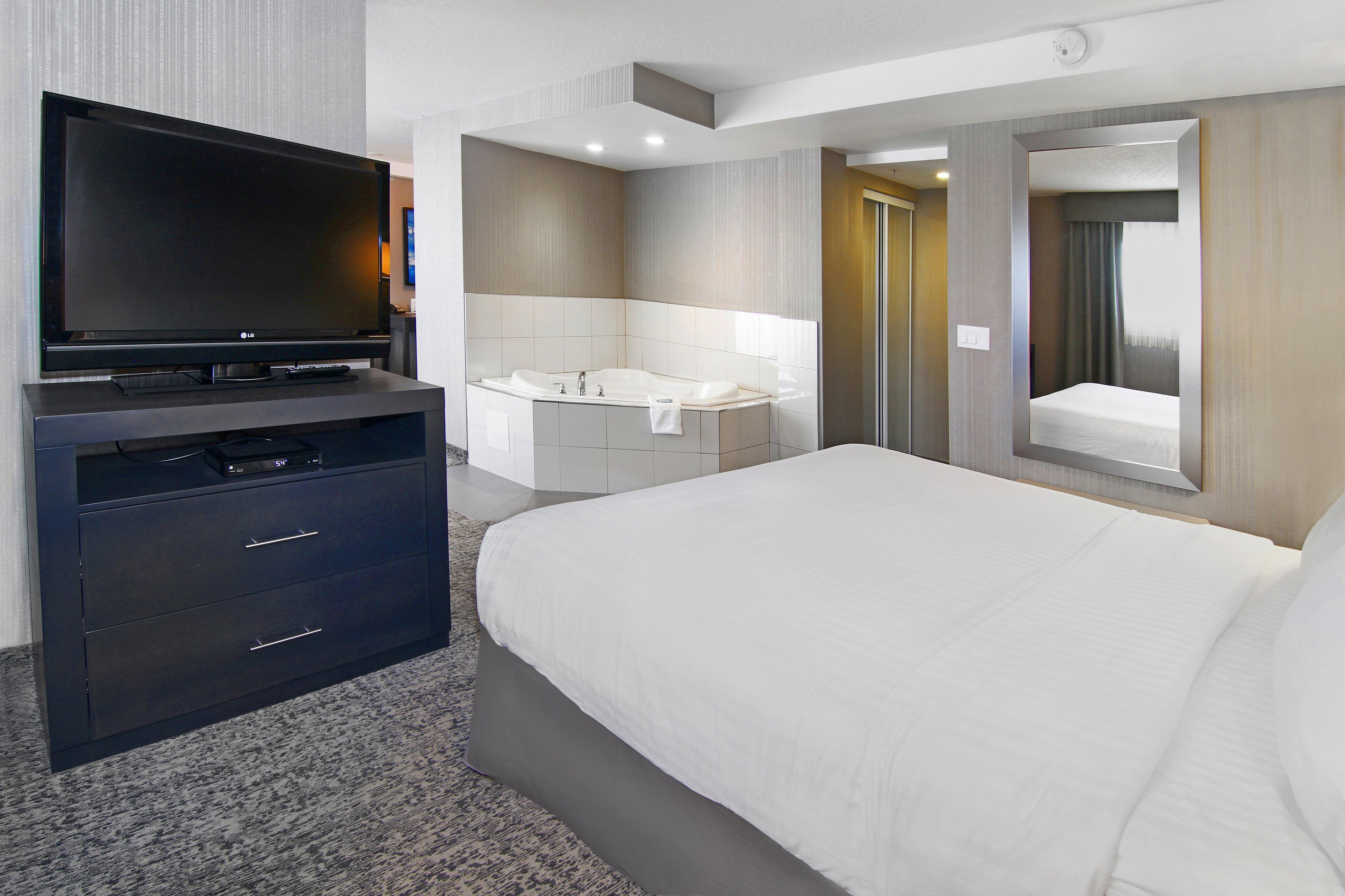 Holiday Inn Express And Suites Calgary By Ihg מראה חיצוני תמונה