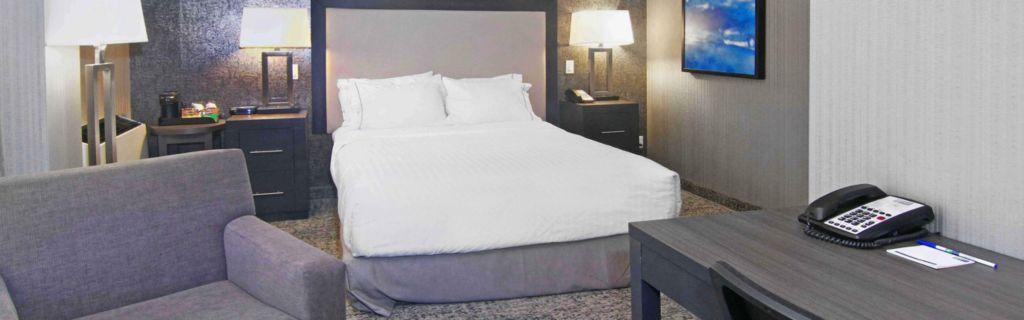 Holiday Inn Express And Suites Calgary By Ihg מראה חיצוני תמונה