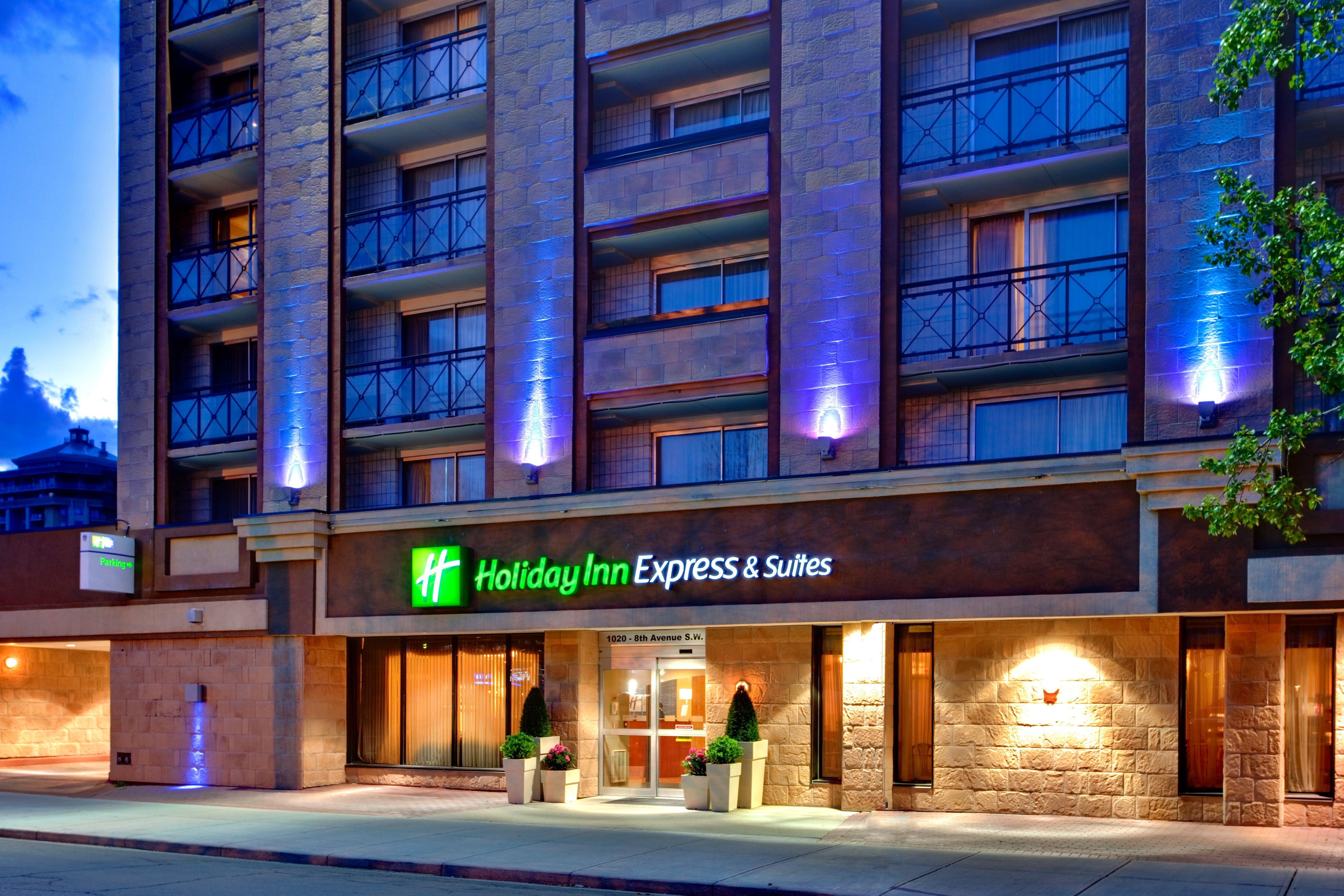 Holiday Inn Express And Suites Calgary By Ihg מראה חיצוני תמונה