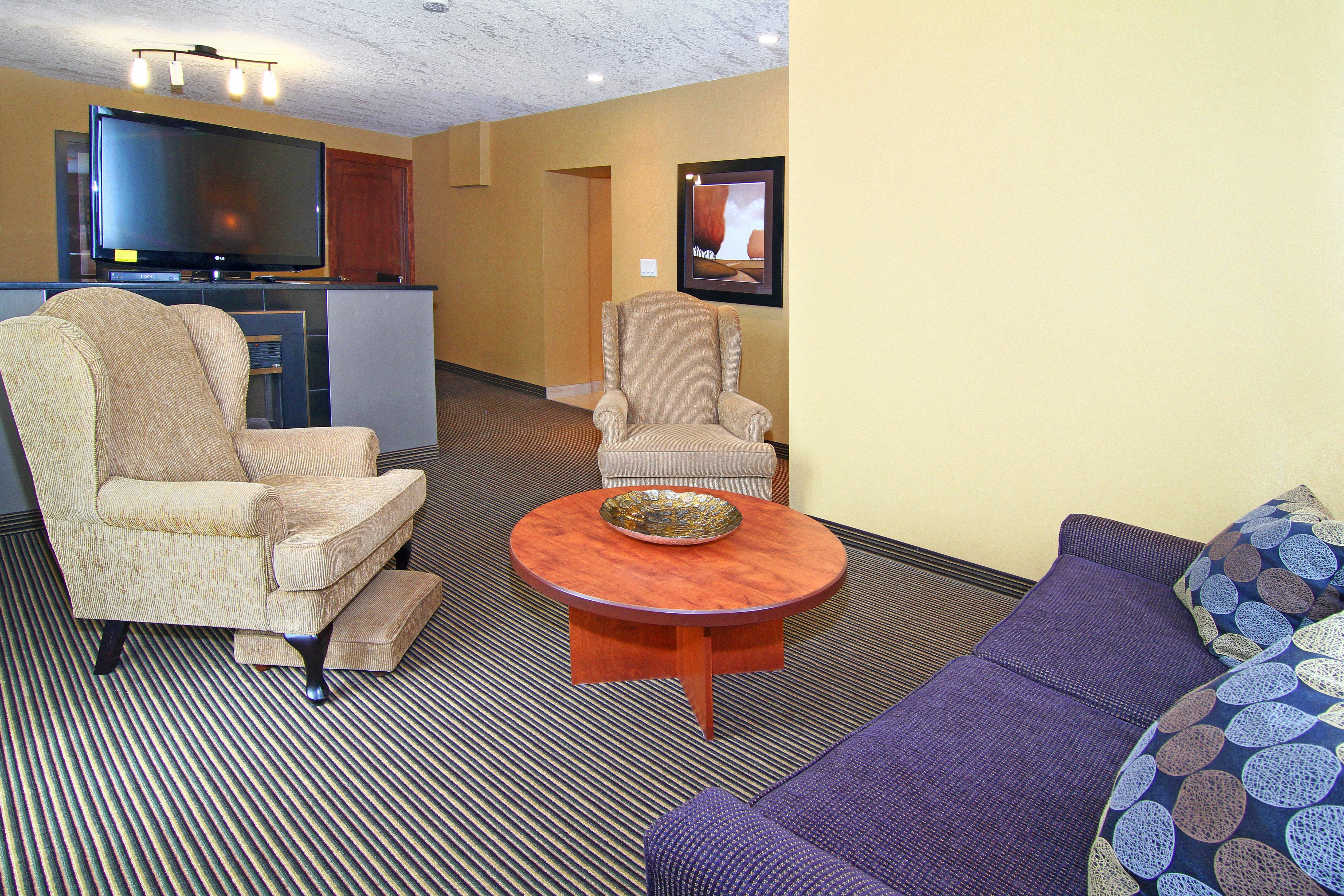 Holiday Inn Express And Suites Calgary By Ihg מראה חיצוני תמונה
