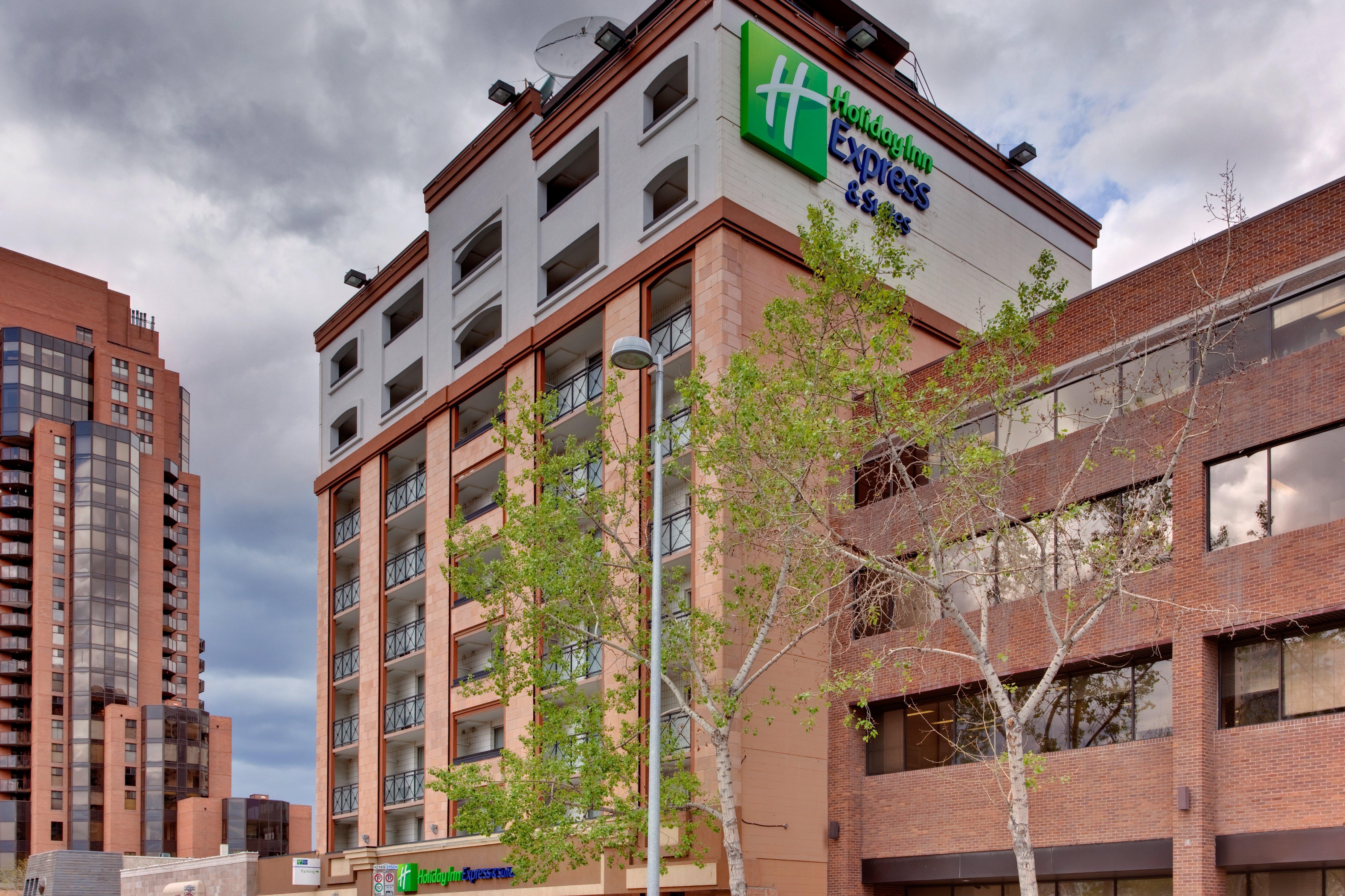 Holiday Inn Express And Suites Calgary By Ihg מראה חיצוני תמונה